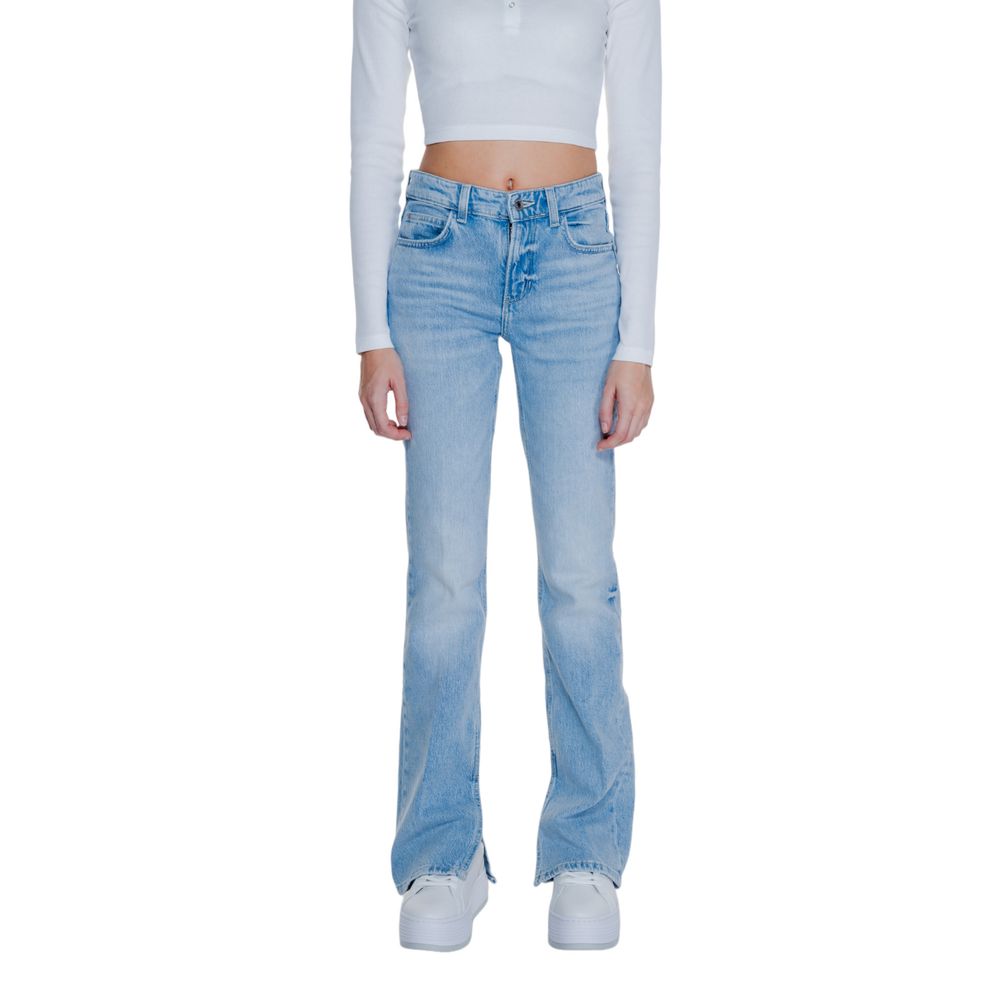 GUESS Light Blue Cotton Mom Jean