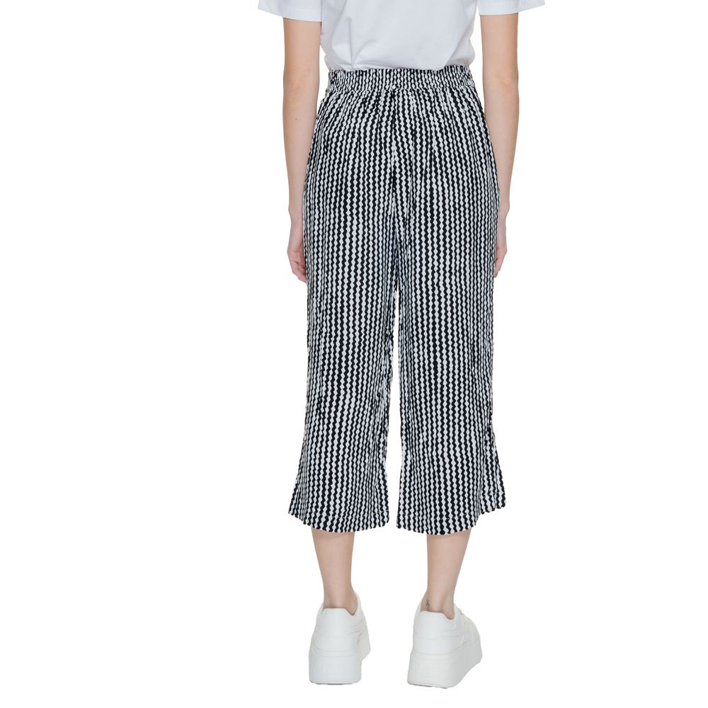 ONLY Black Viscose Cropped Pant