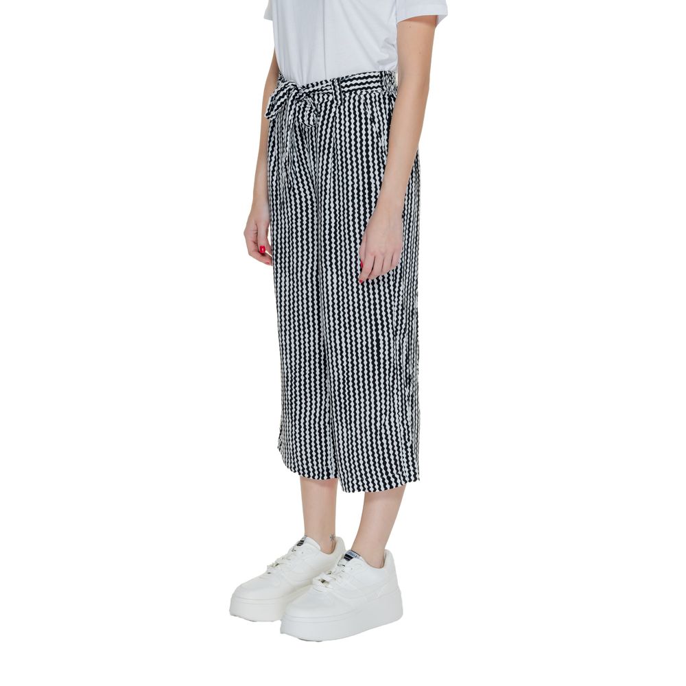 ONLY Black Viscose Cropped Pant