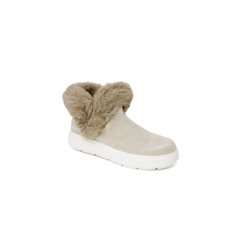 LOVE MOSCHINO Beige Leather Sneaker