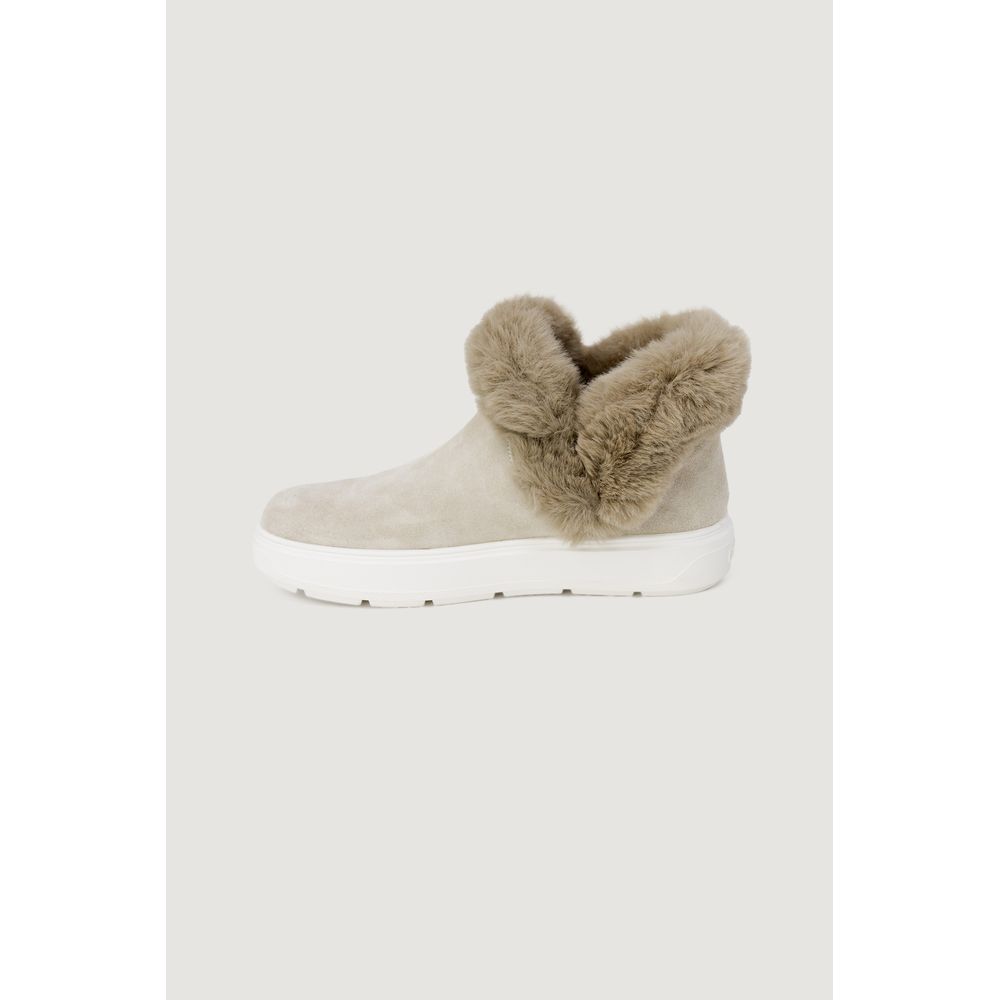 LOVE MOSCHINO Beige Leather Sneaker