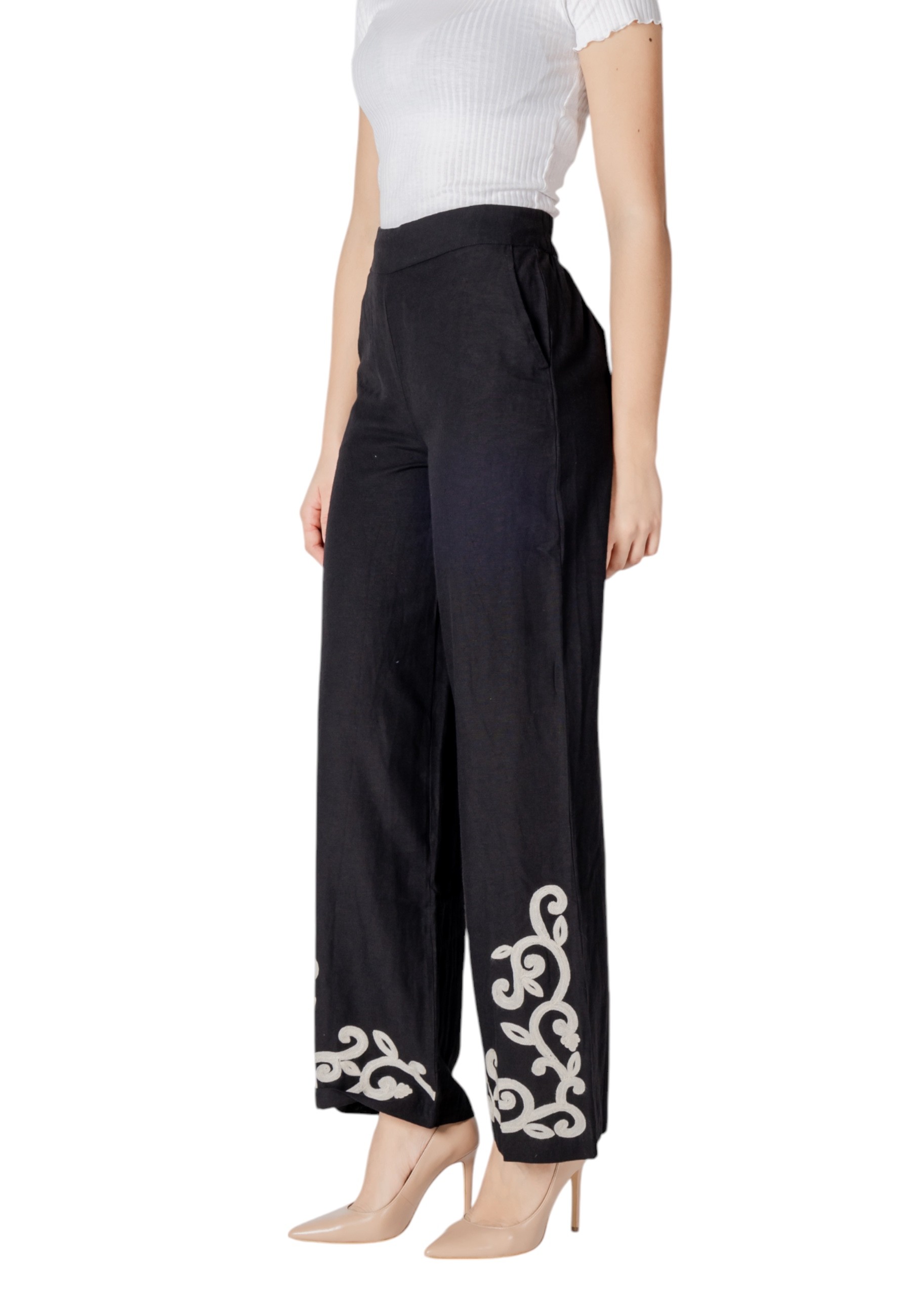 VILA Trousers