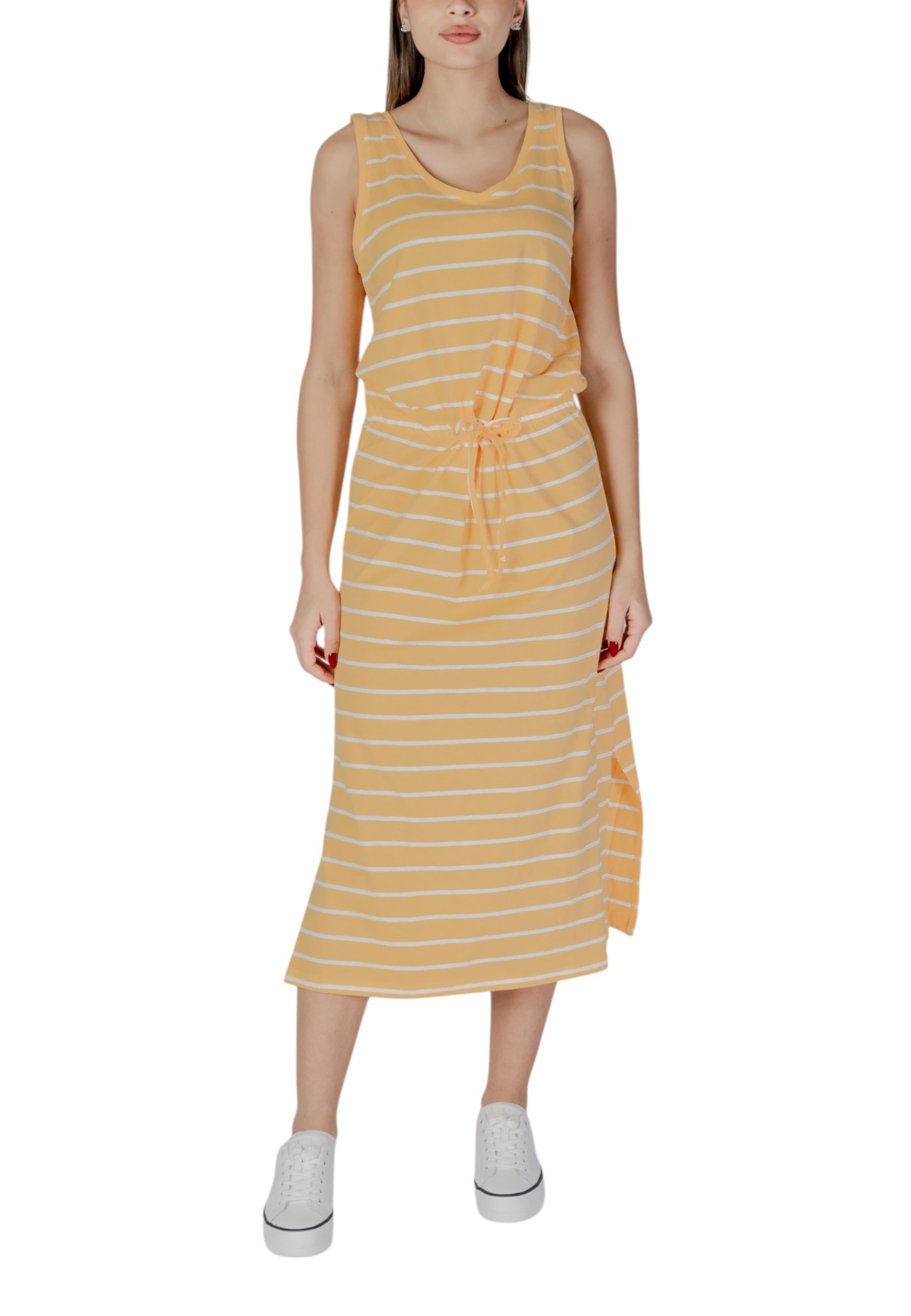 b.young Dresses