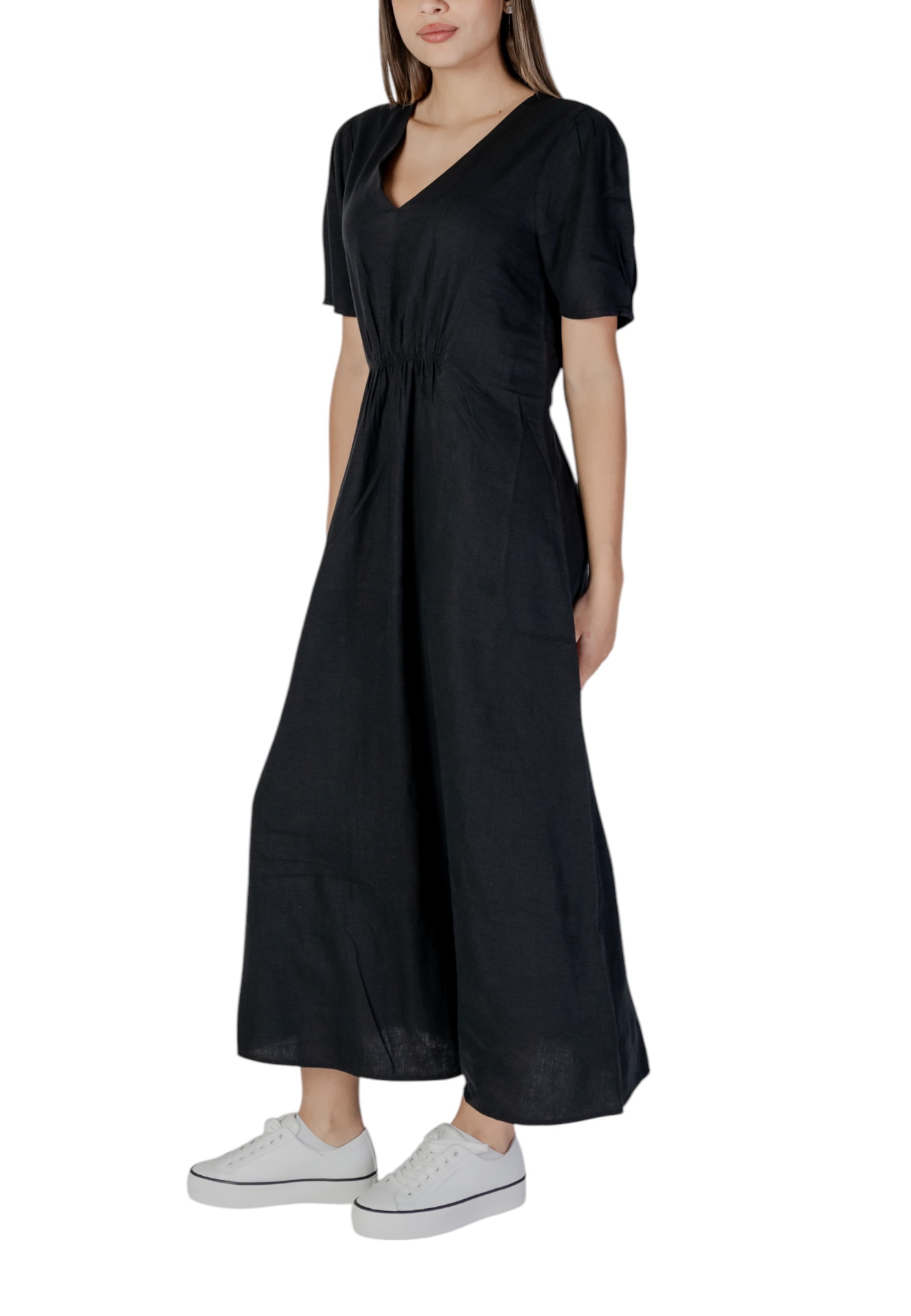 b.young Dresses