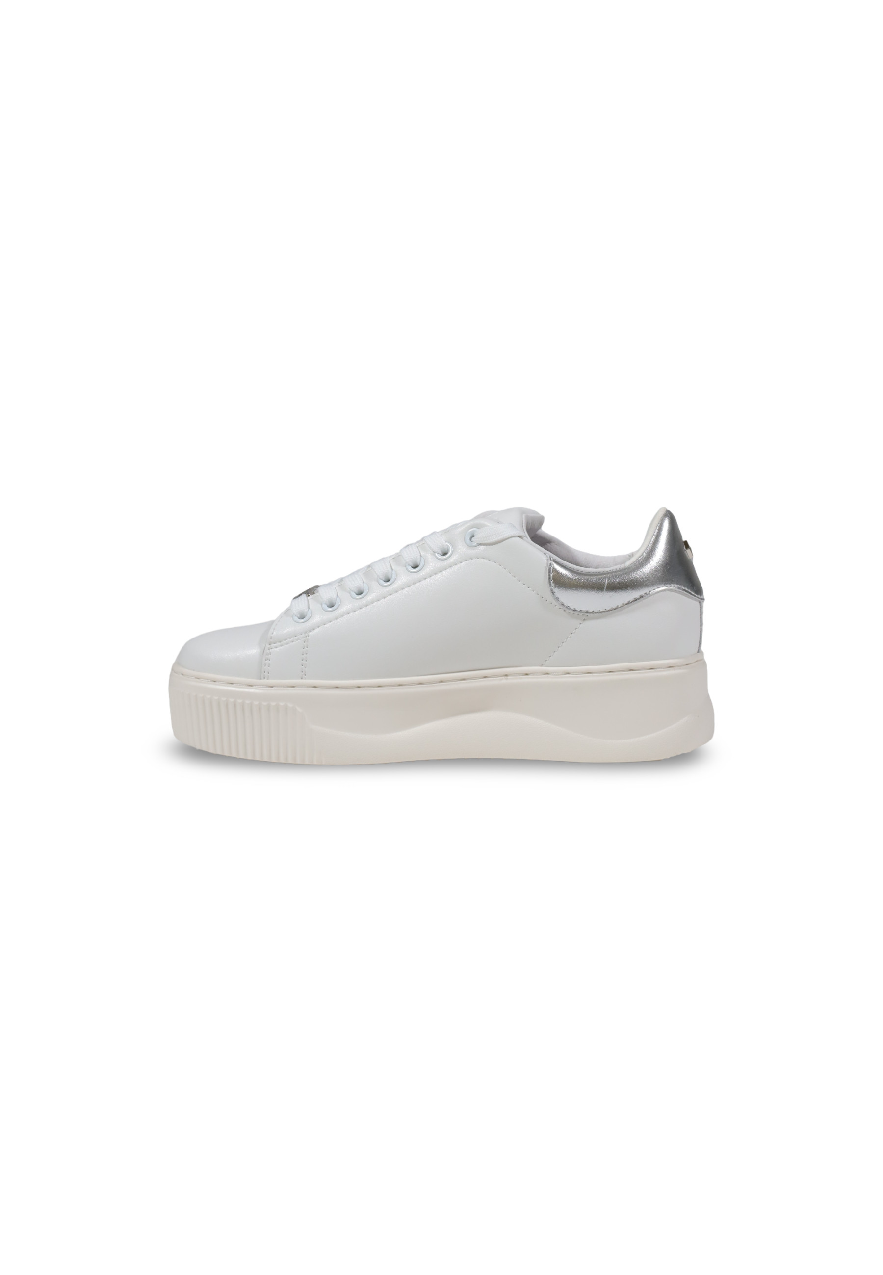 Cult Sneakers