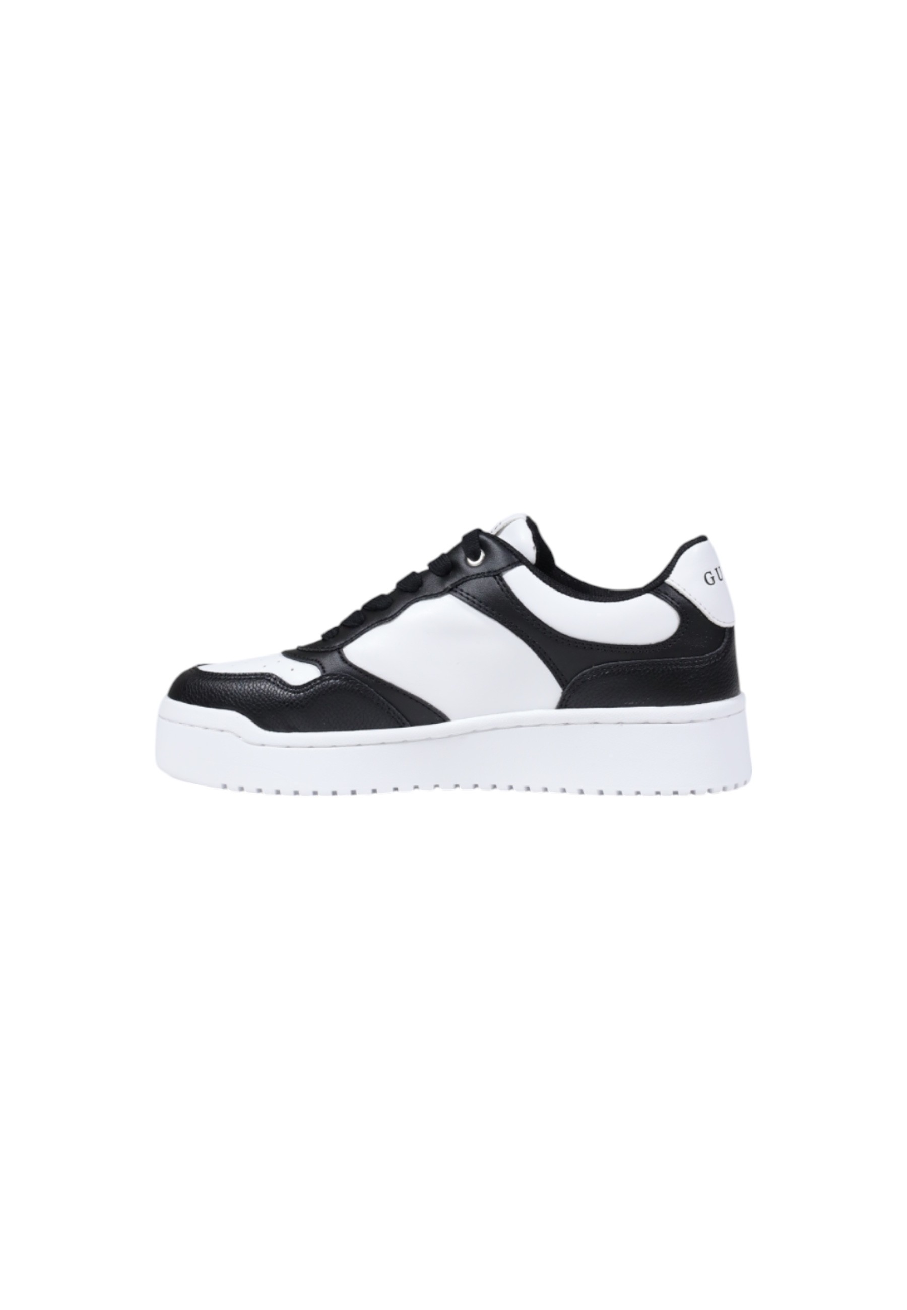 GUESS Sneakers