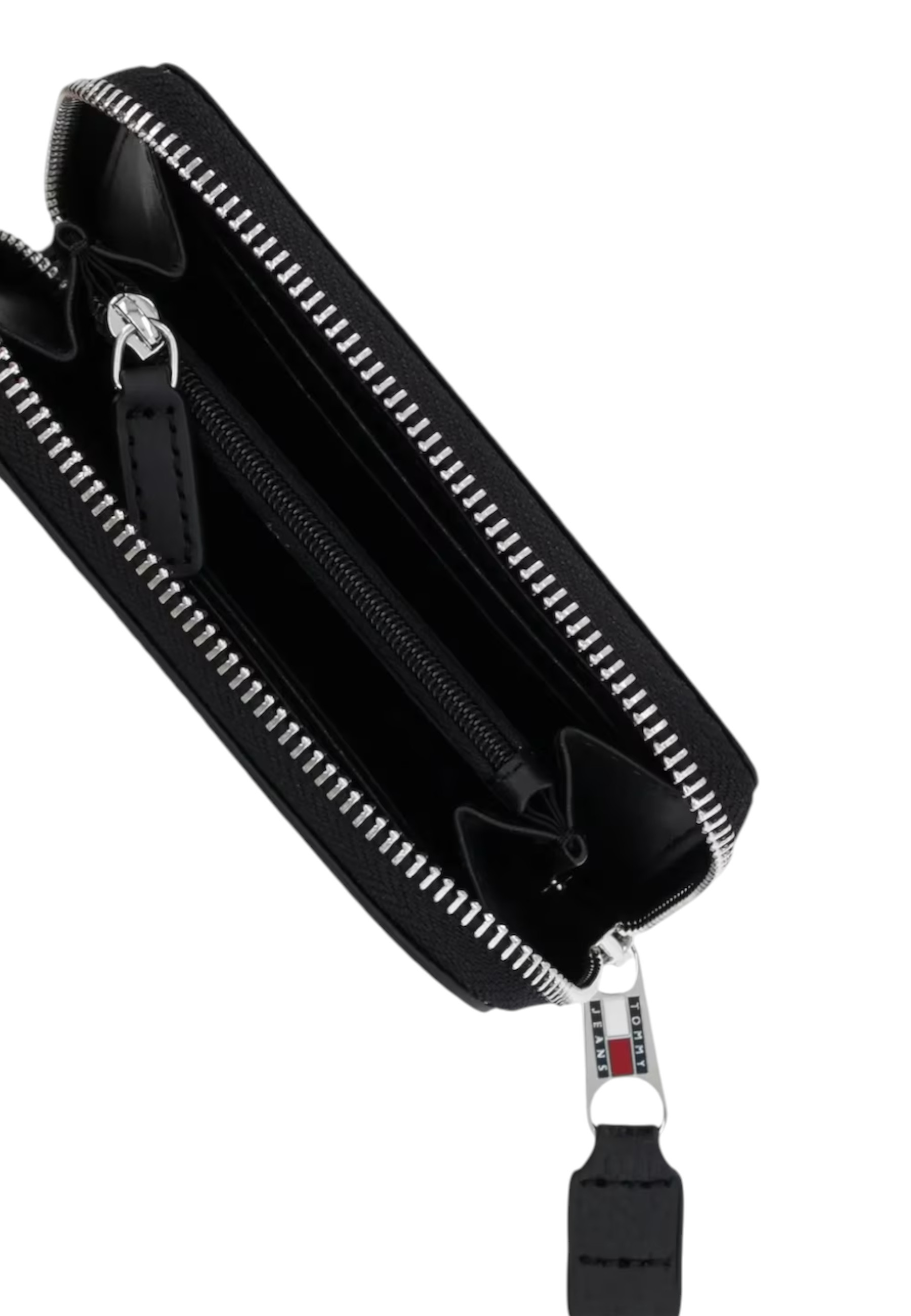 Tommy Hilfiger Wallets