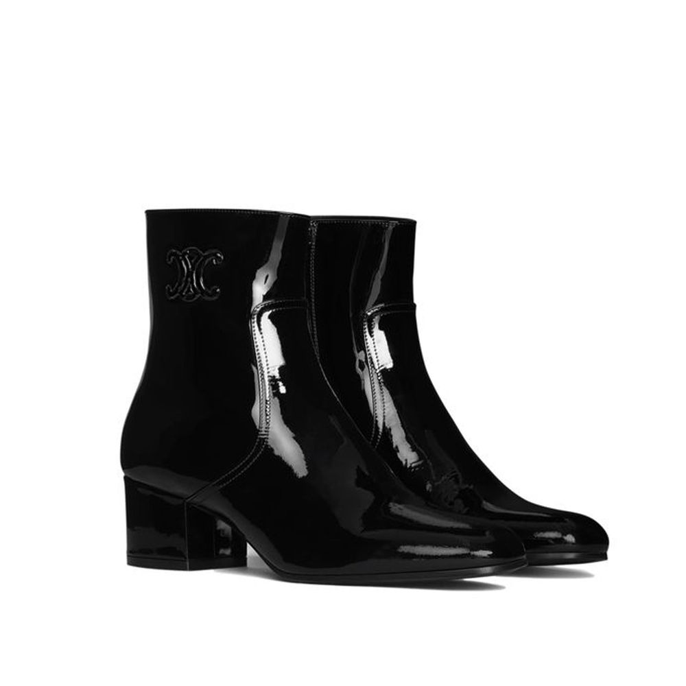CELINE Triomphe Zipped Leather Boots