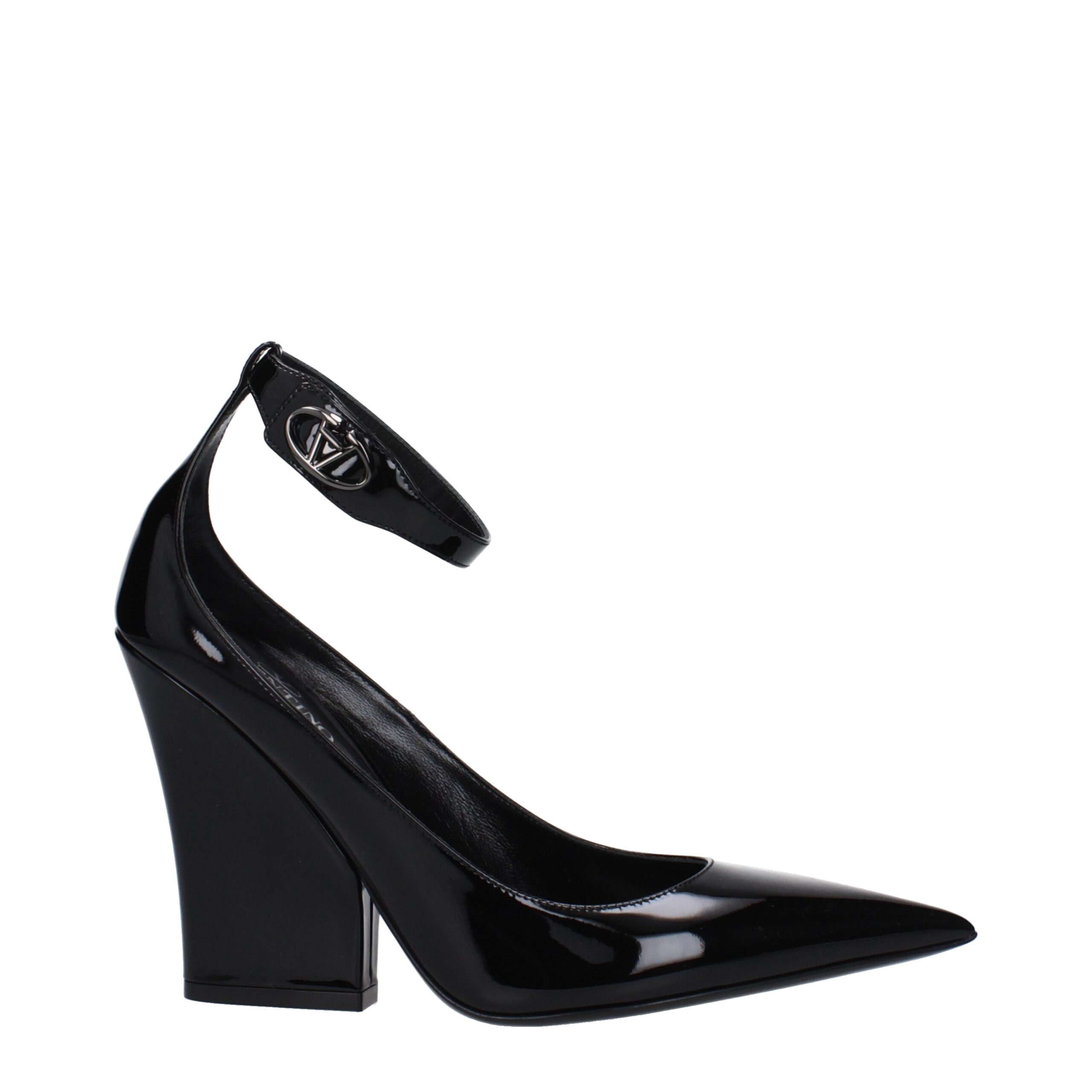 Black Leather Platforms Pumps