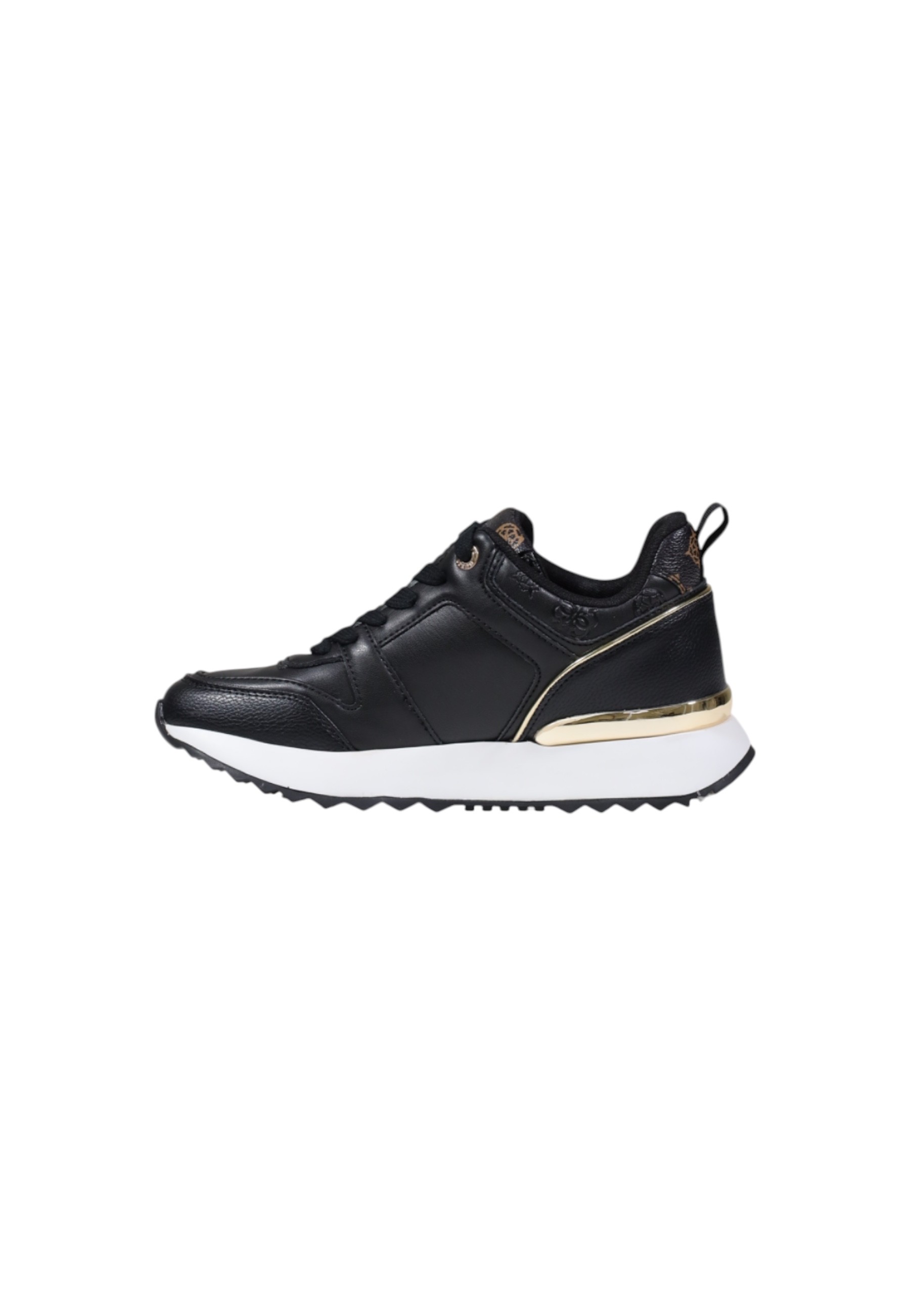 GUESS Sneakers