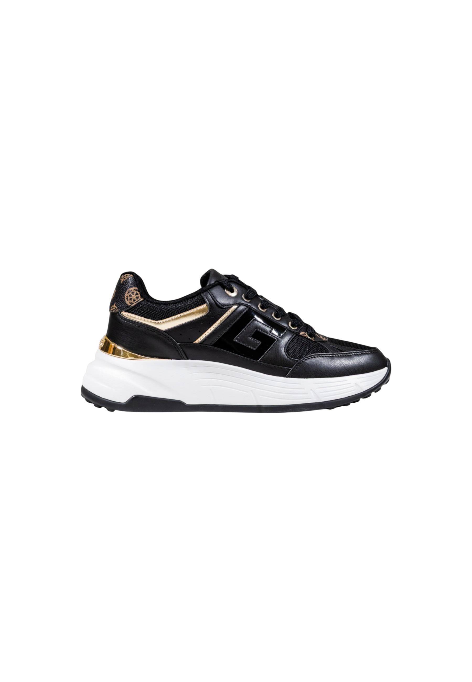 GUESS Sneakers