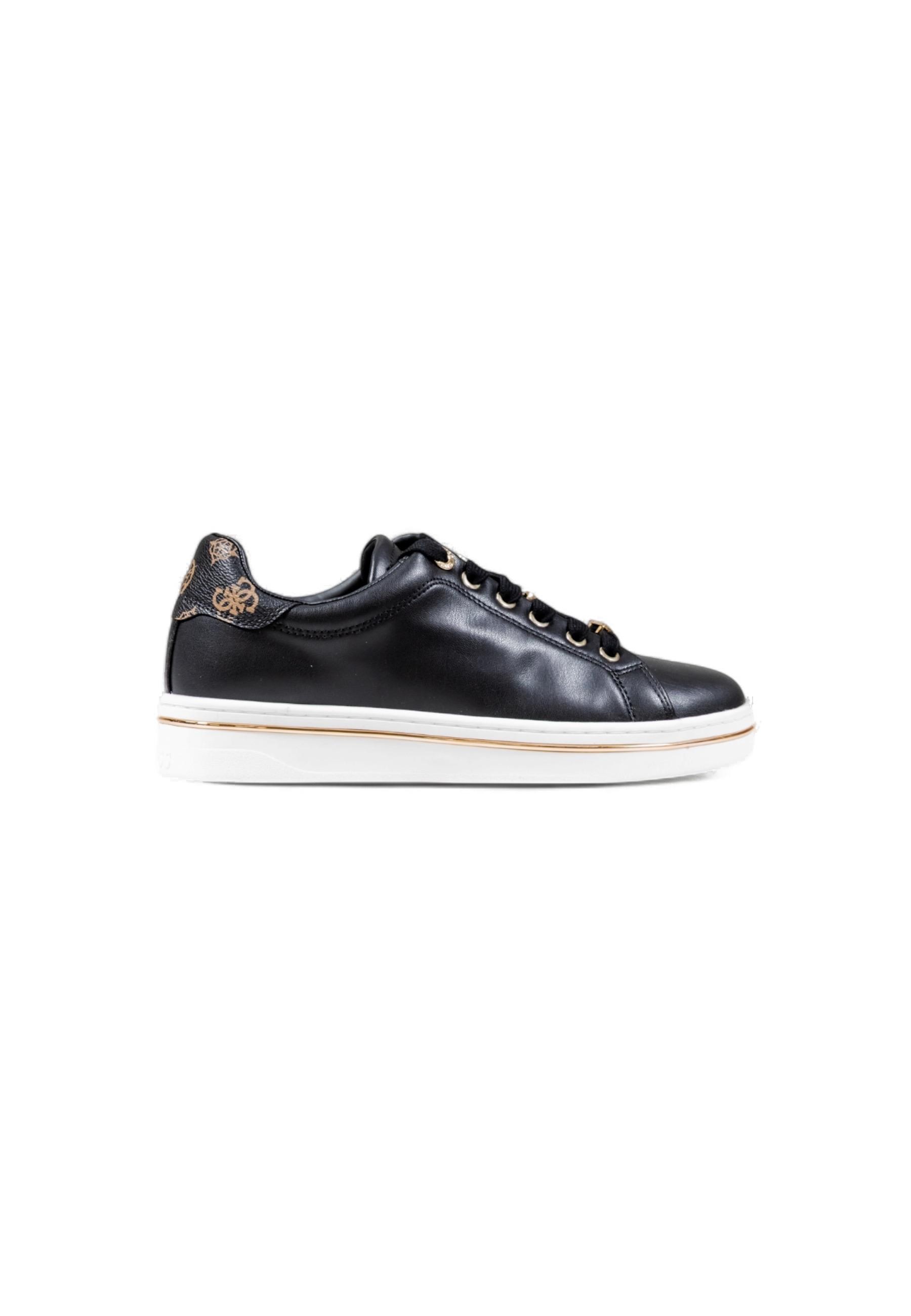 GUESS Sneakers