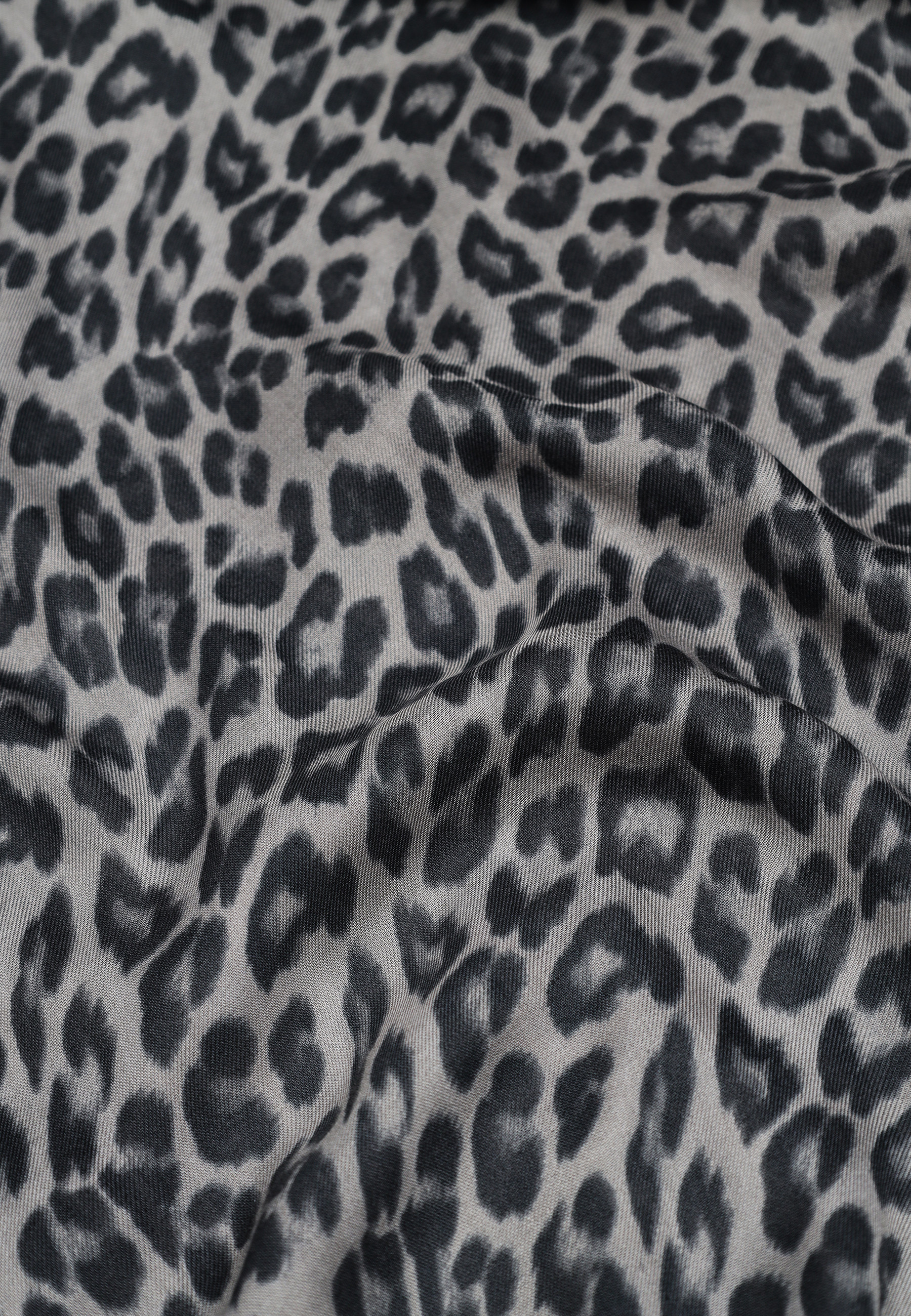GUESS Scarves