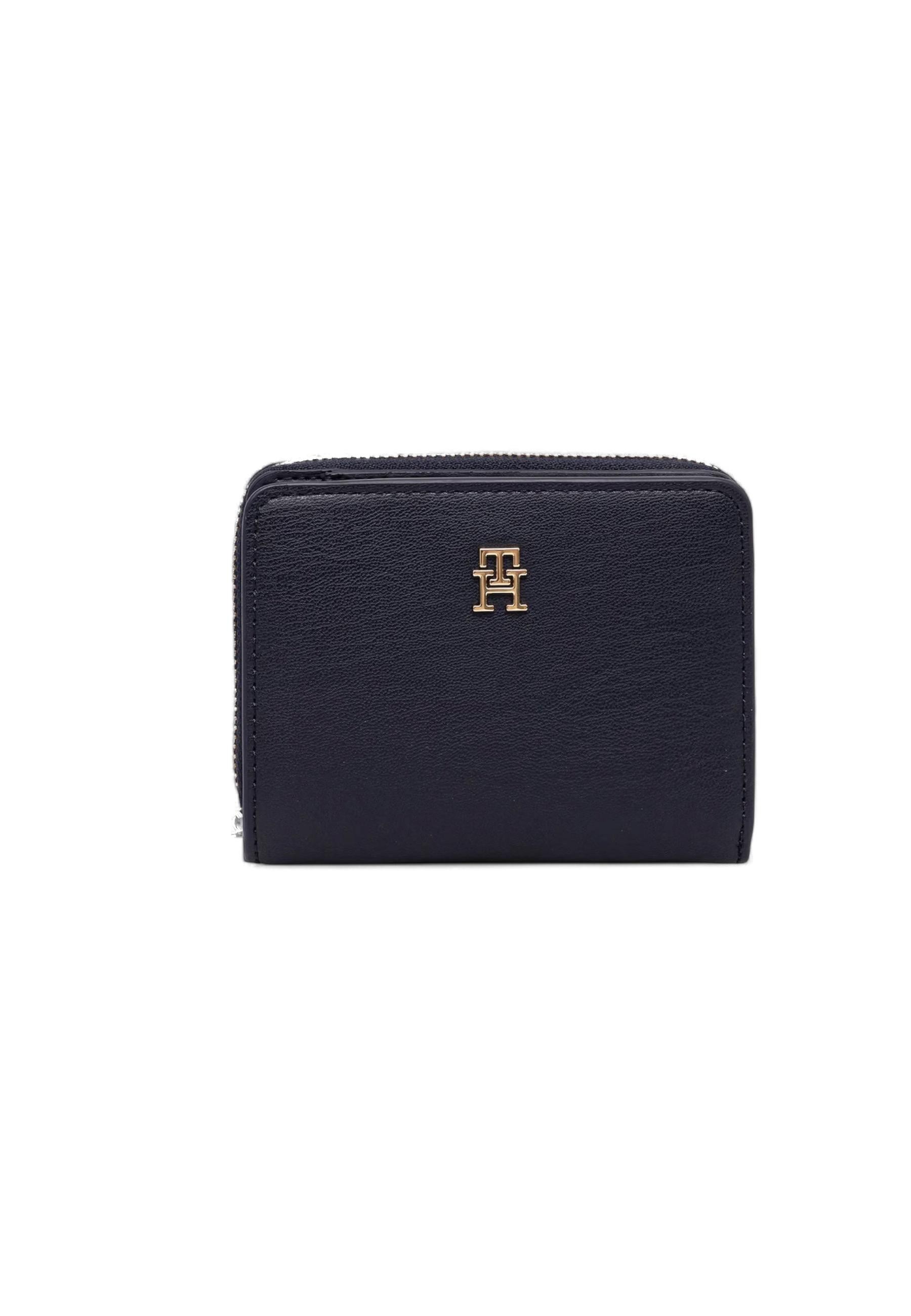 Tommy Hilfiger Wallets