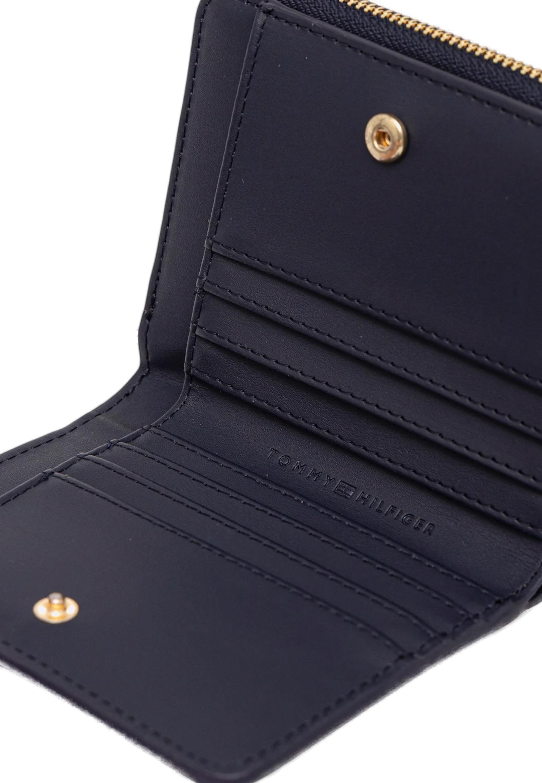Tommy Hilfiger Wallets