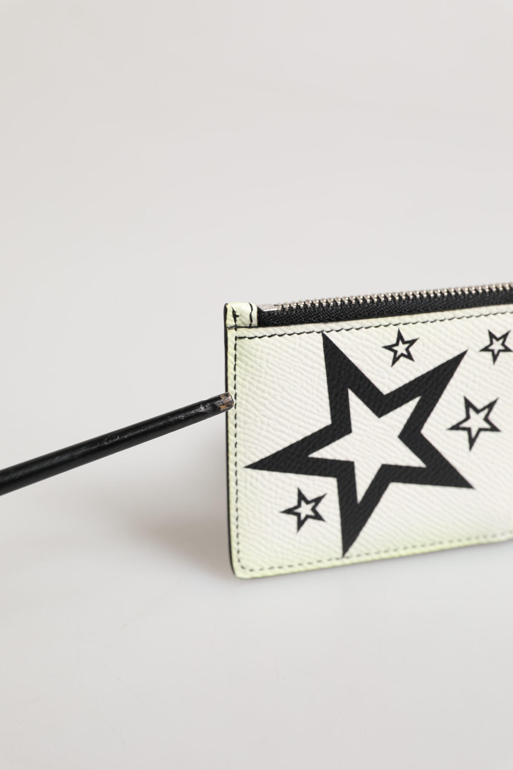 Dolce & Gabbana White Leather Douphin DG Logo Star Print Card Holder Wallet