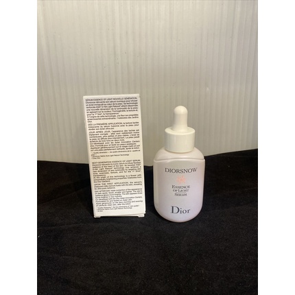 Сыворотка Christian Dior Diorsnow Essence of Light Serum