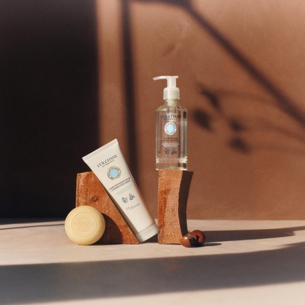 Очищающий крем L'Occitane